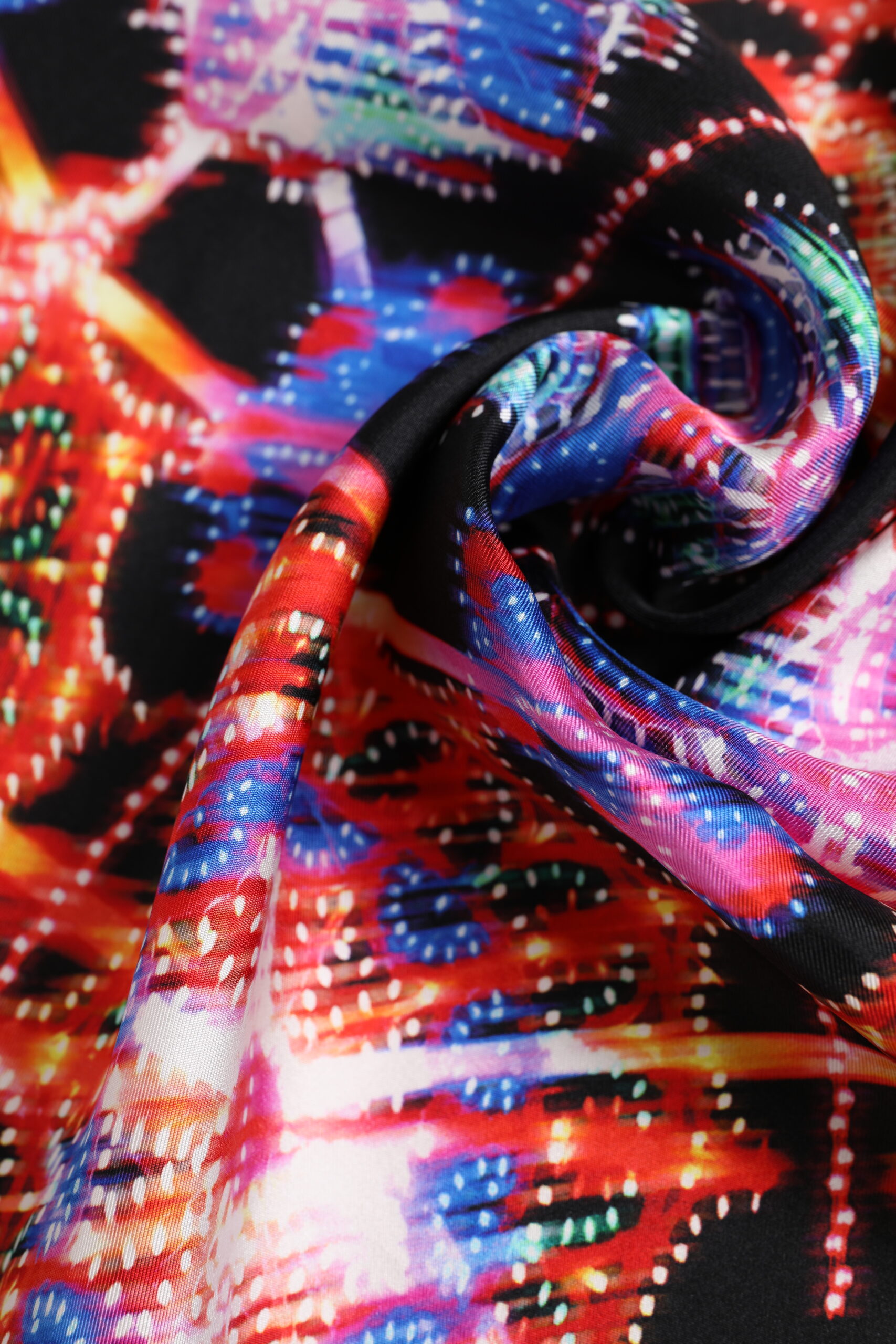 Dolce & Gabbana Black Multicolor Print Square Foulard Scarf - Image 4