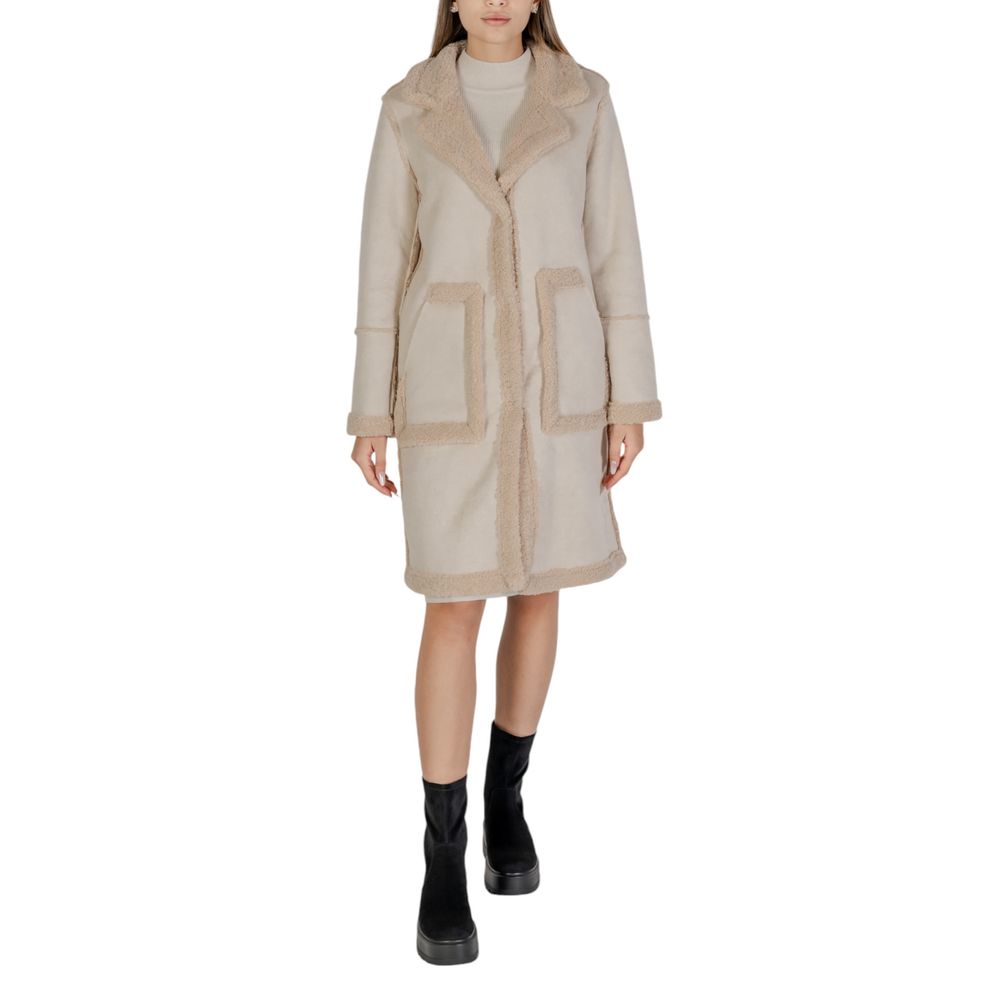 Cleré Cream Wool Coat - Image 5