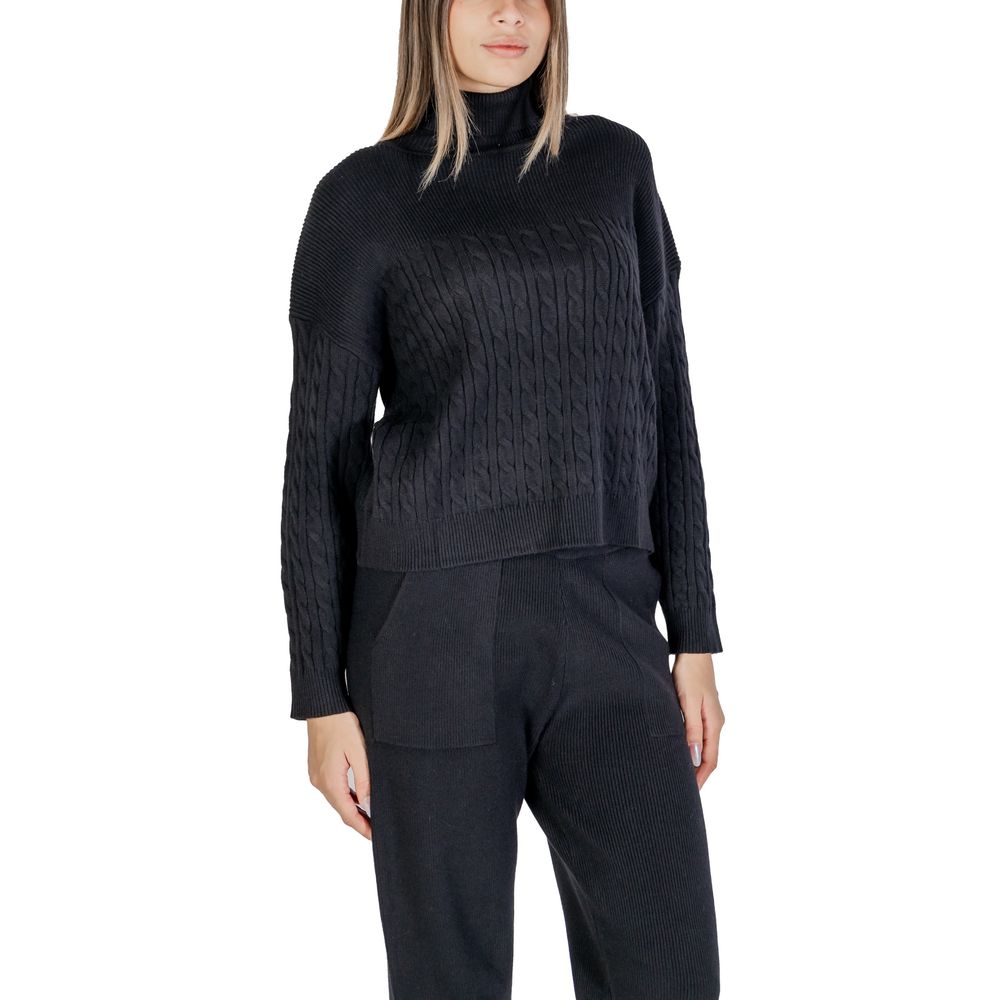Cleré Black Viscose Turtleneck - Image 4