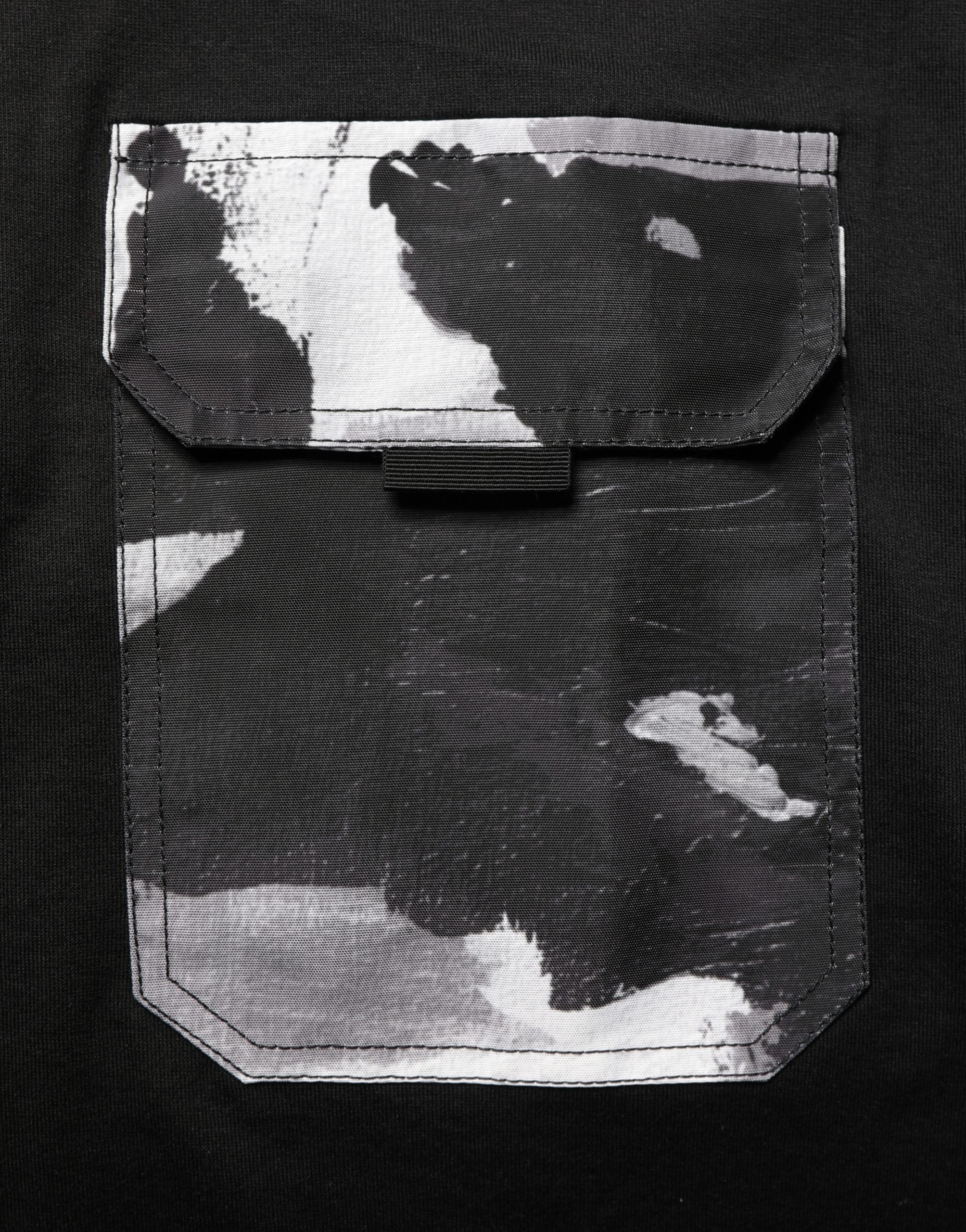 Dolce & Gabbana Black Camouflage Pocket Oversized T-shirt - Image 8