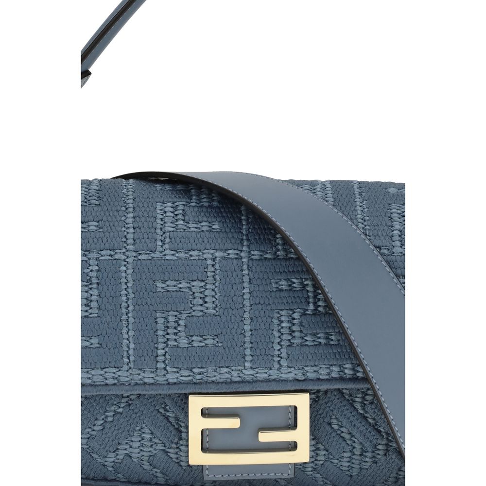 Fendi Blue Raffia Shoulder Bag - Image 4