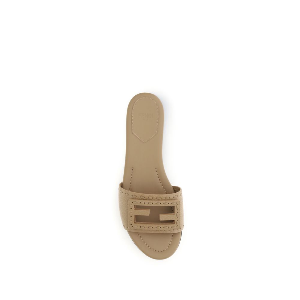 Fendi Beige Calf Leather Bos Taurus Flat Sandals - Image 4